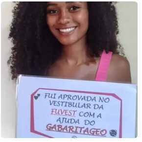 Aluno GabaritaGeo — Aprovada FUVEST